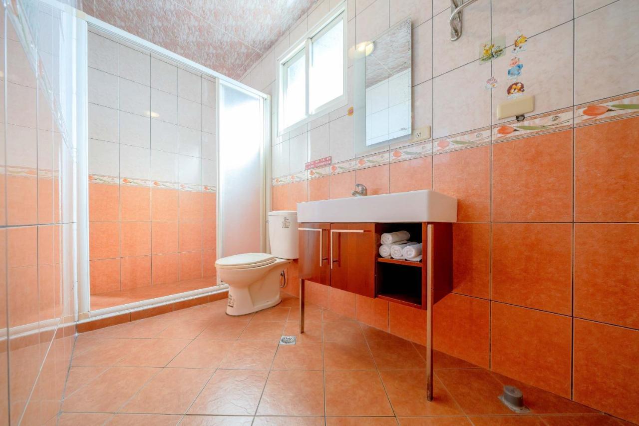 Sweetheart Homestay Luodong Exteriör bild