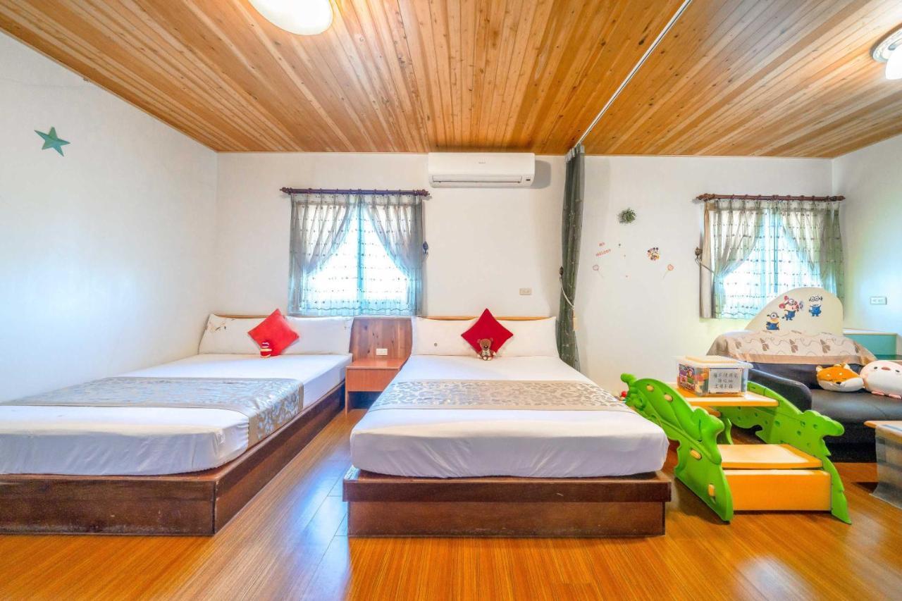 Sweetheart Homestay Luodong Exteriör bild
