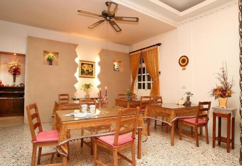 Sweetheart Homestay Luodong Exteriör bild