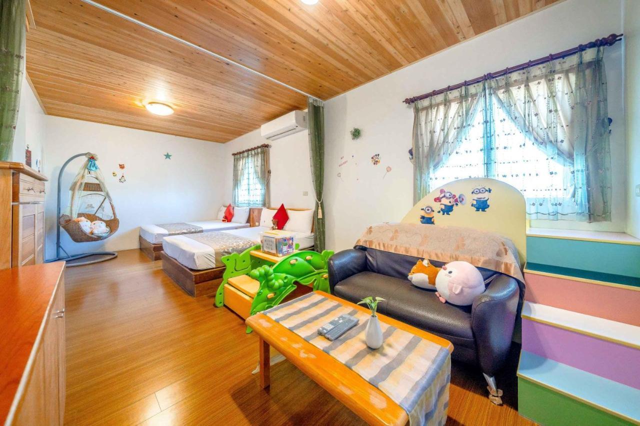Sweetheart Homestay Luodong Exteriör bild