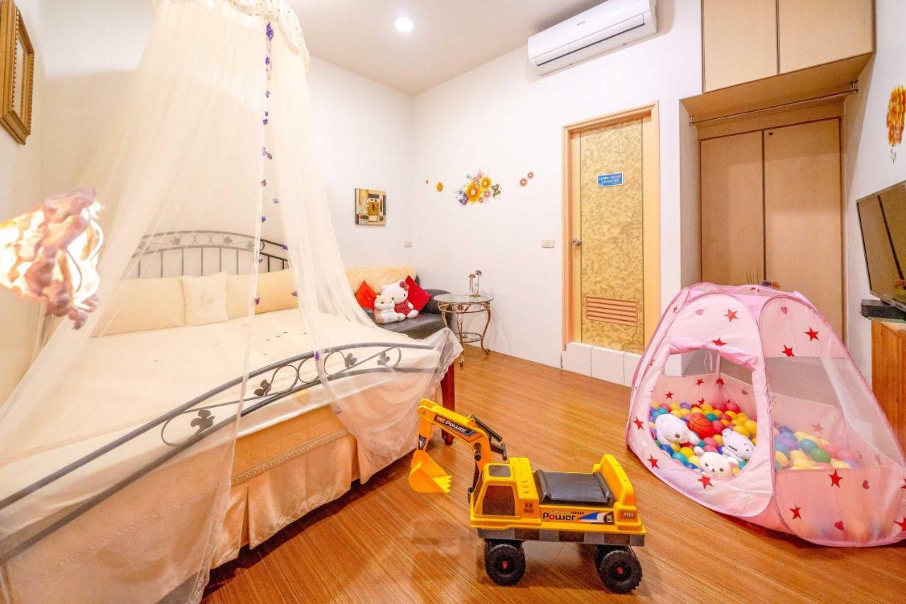 Sweetheart Homestay Luodong Exteriör bild