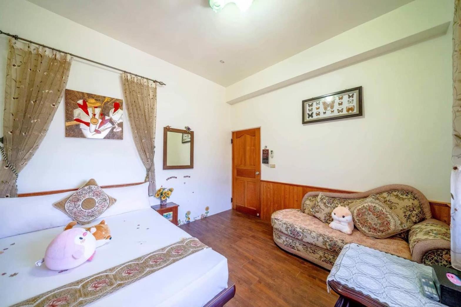Sweetheart Homestay Luodong Exteriör bild