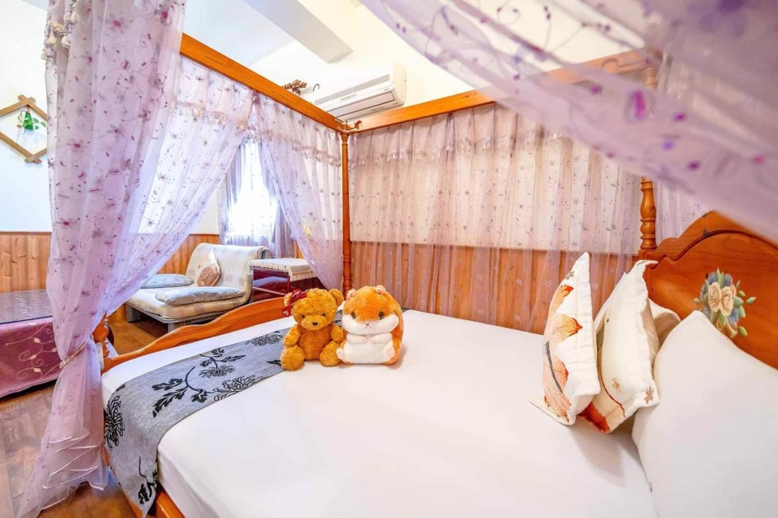 Sweetheart Homestay Luodong Exteriör bild