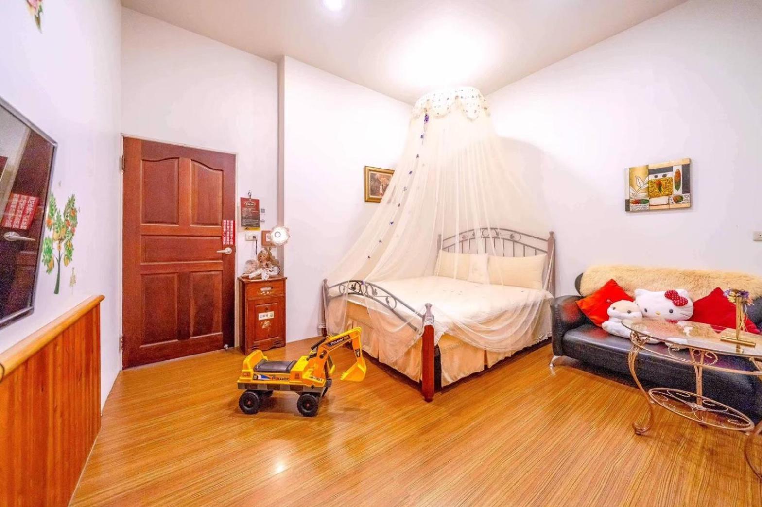 Sweetheart Homestay Luodong Exteriör bild