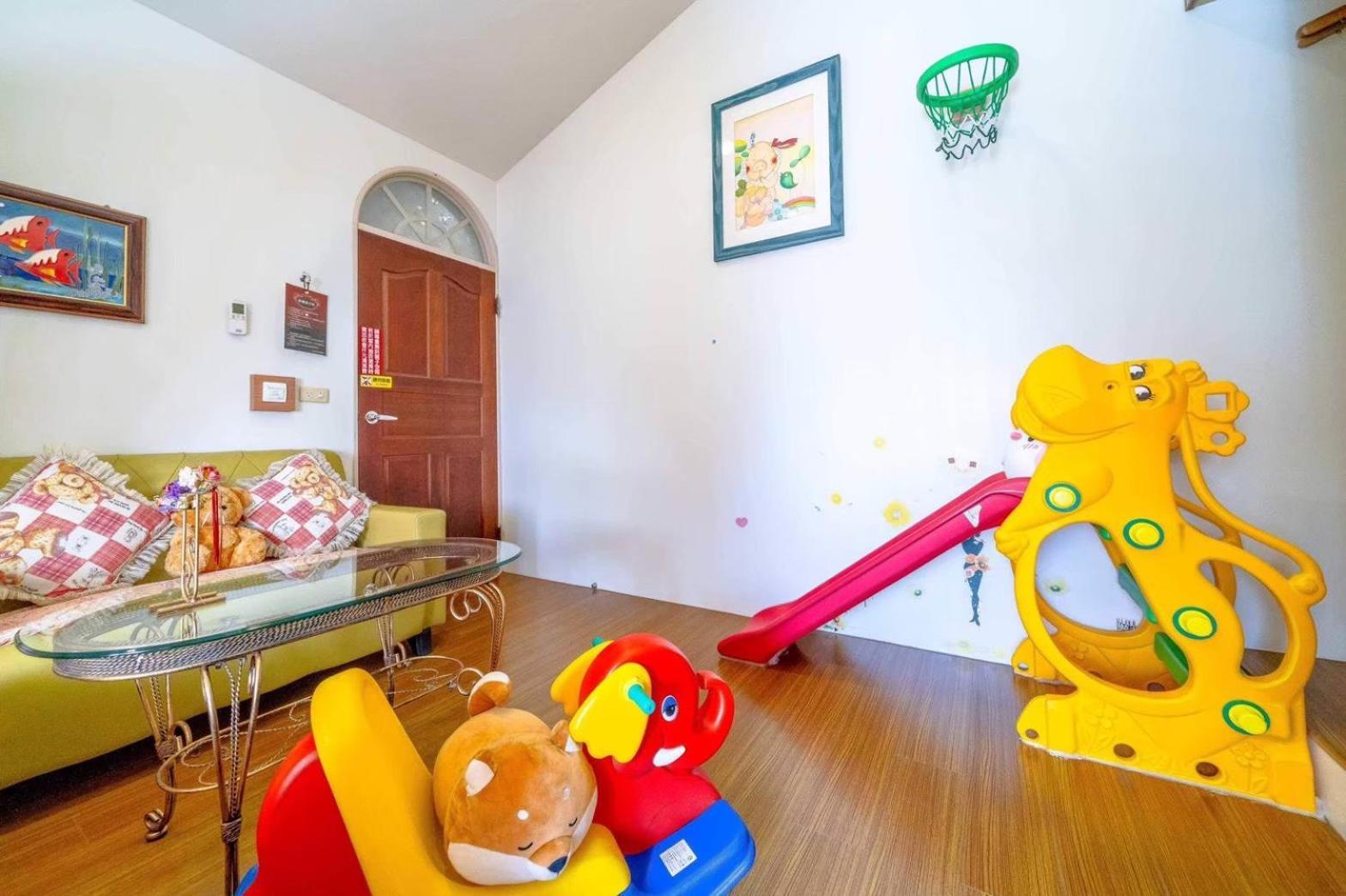 Sweetheart Homestay Luodong Exteriör bild