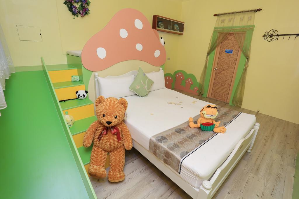 Sweetheart Homestay Luodong Exteriör bild