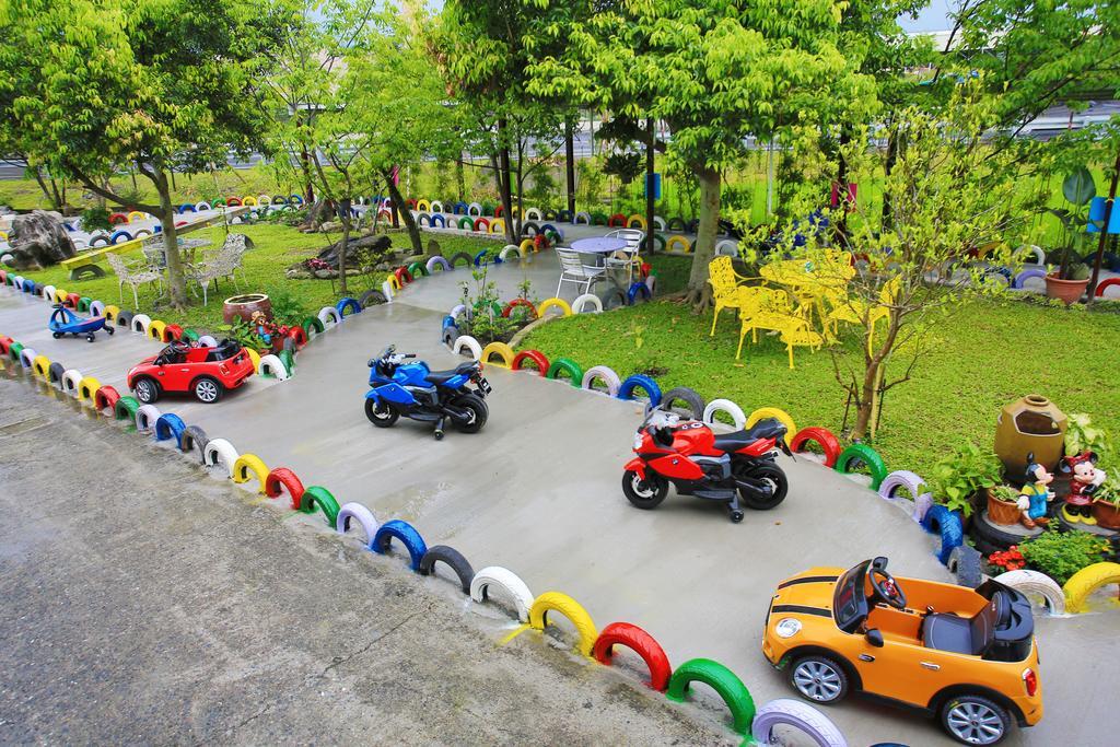 Sweetheart Homestay Luodong Exteriör bild